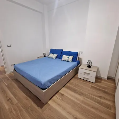 Francy House 12 *